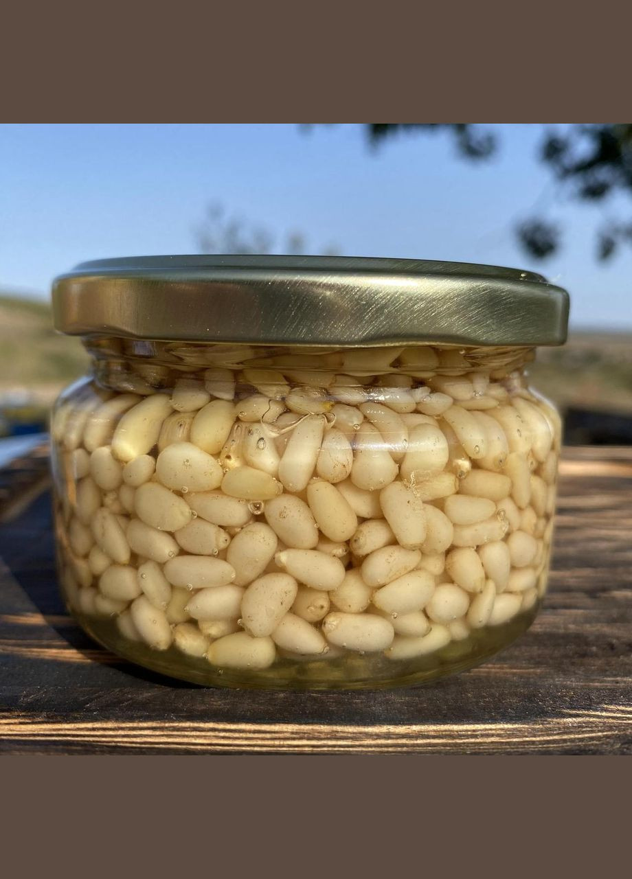 Кедрові горішки у акацієвому меду 0,25 л ( 270 грам) МЕД ПОШТОЮ (322148856)