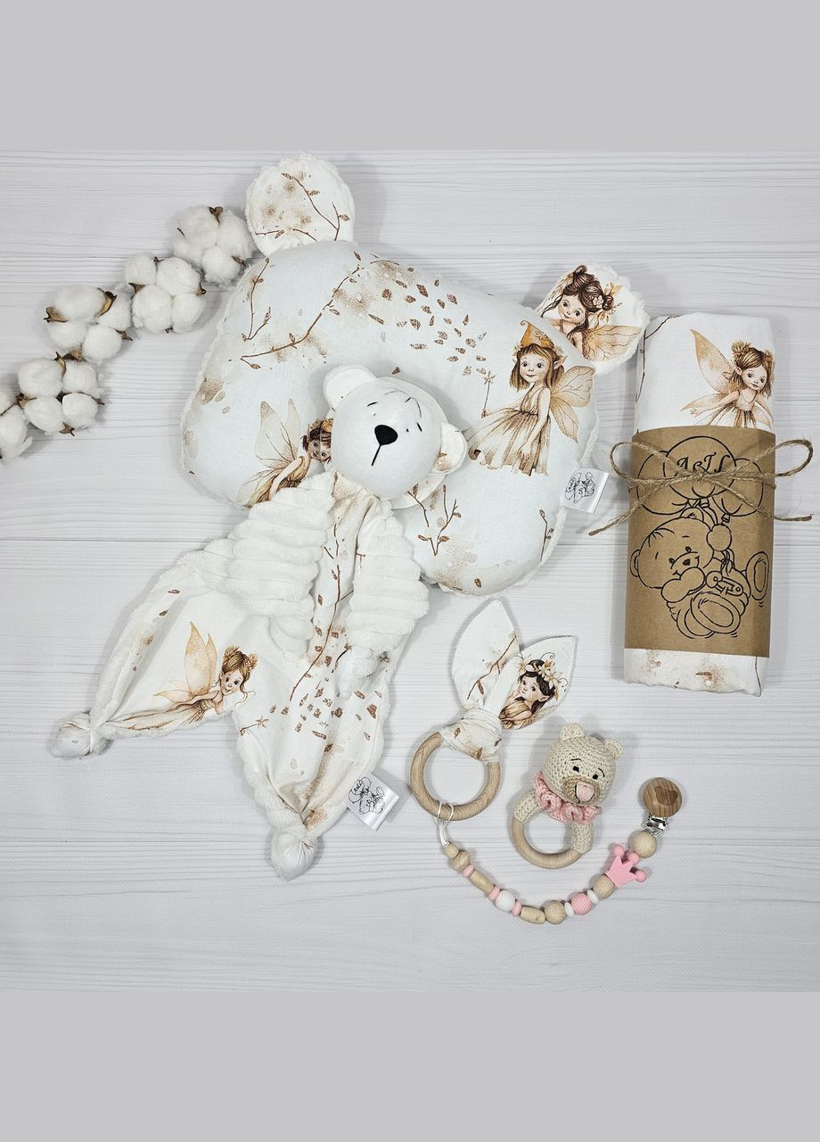 Набір для новонародженого: пелюшка, подушка і іграшки a.l.babybox Зайчики в трояндах Білий No Brand (308752233)