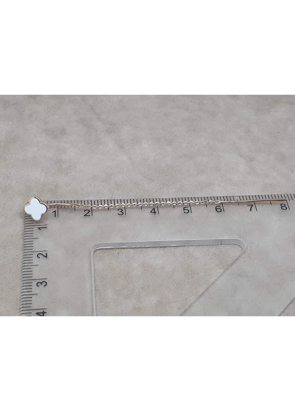 Золоті сережки-протягання Конюшина з емаллю. 400292Е БЕЛ Tango (356452551)