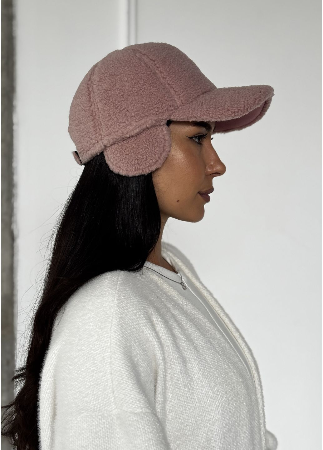 Тепла жіноча кепка з вушками INNOE Купка з вушками (366871490)