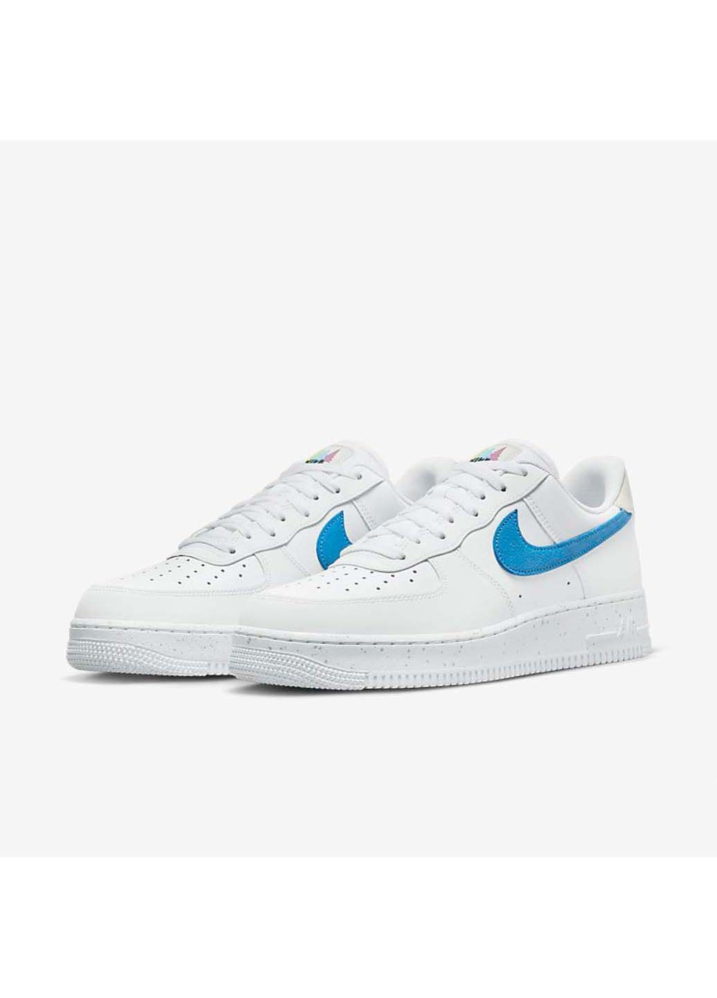 Белые демисезонные кроссовки мужские Nike