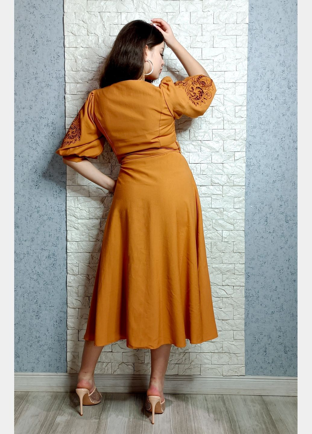 Горчичное повседневный, кэжуал платье а-силуэт Lara однотонное