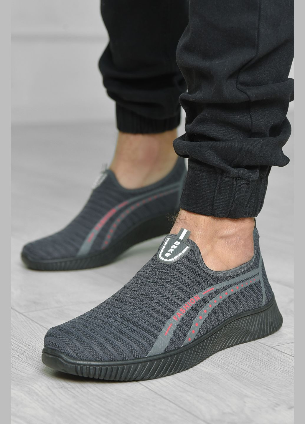 Темно-сірі Осінні кросівки чоловічі темно-сірого кольору текстиль Let's Shop