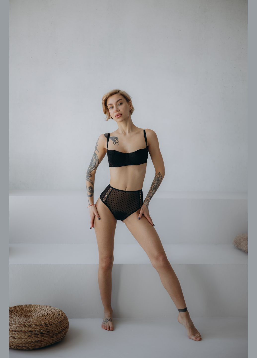 Черный демисезонный комплект белья Endorphine