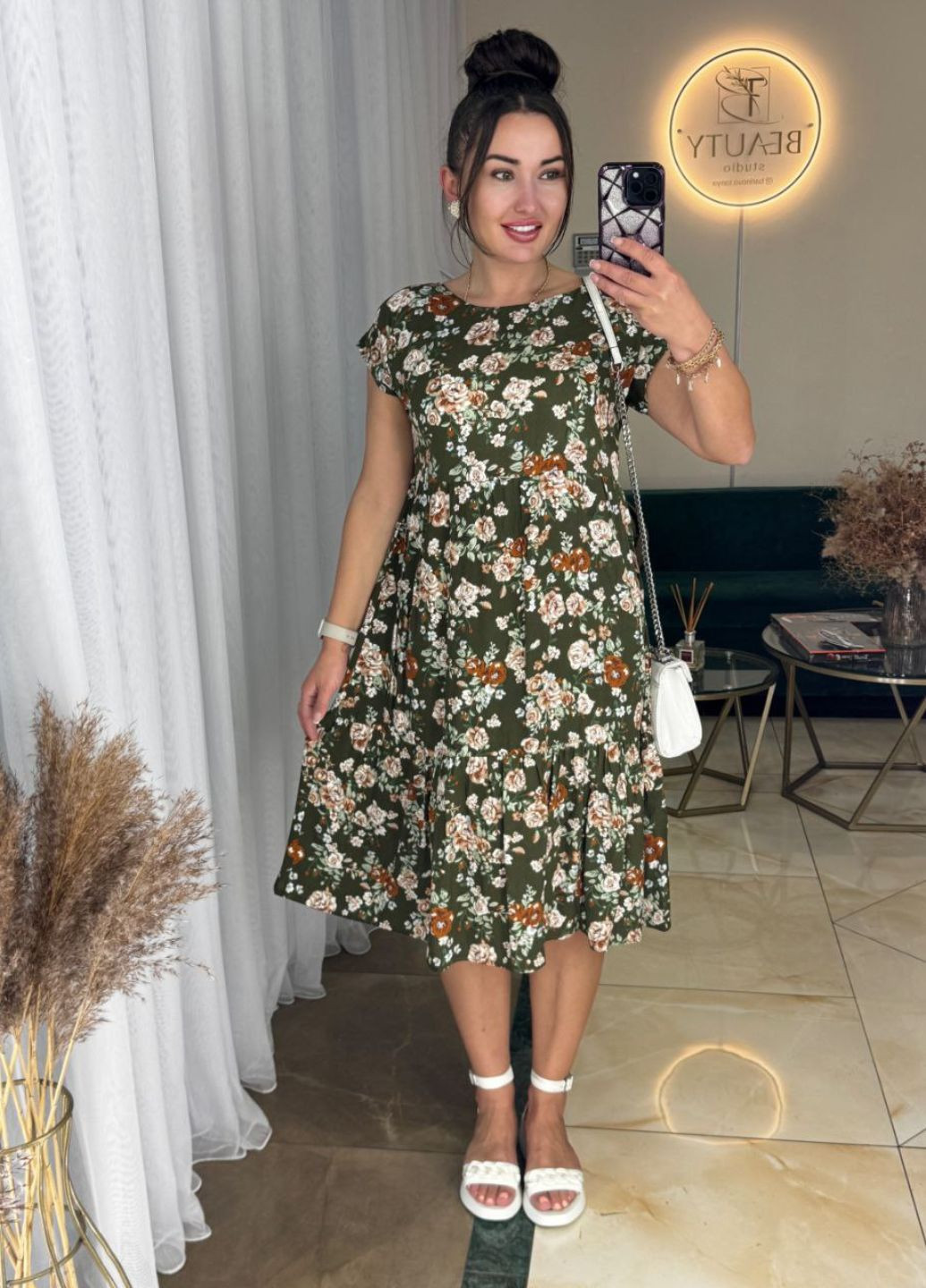 Оливкова (хакі) повсякденний сукня в квіточку з суцільнокроєними рукавами Allthings з квітковим принтом