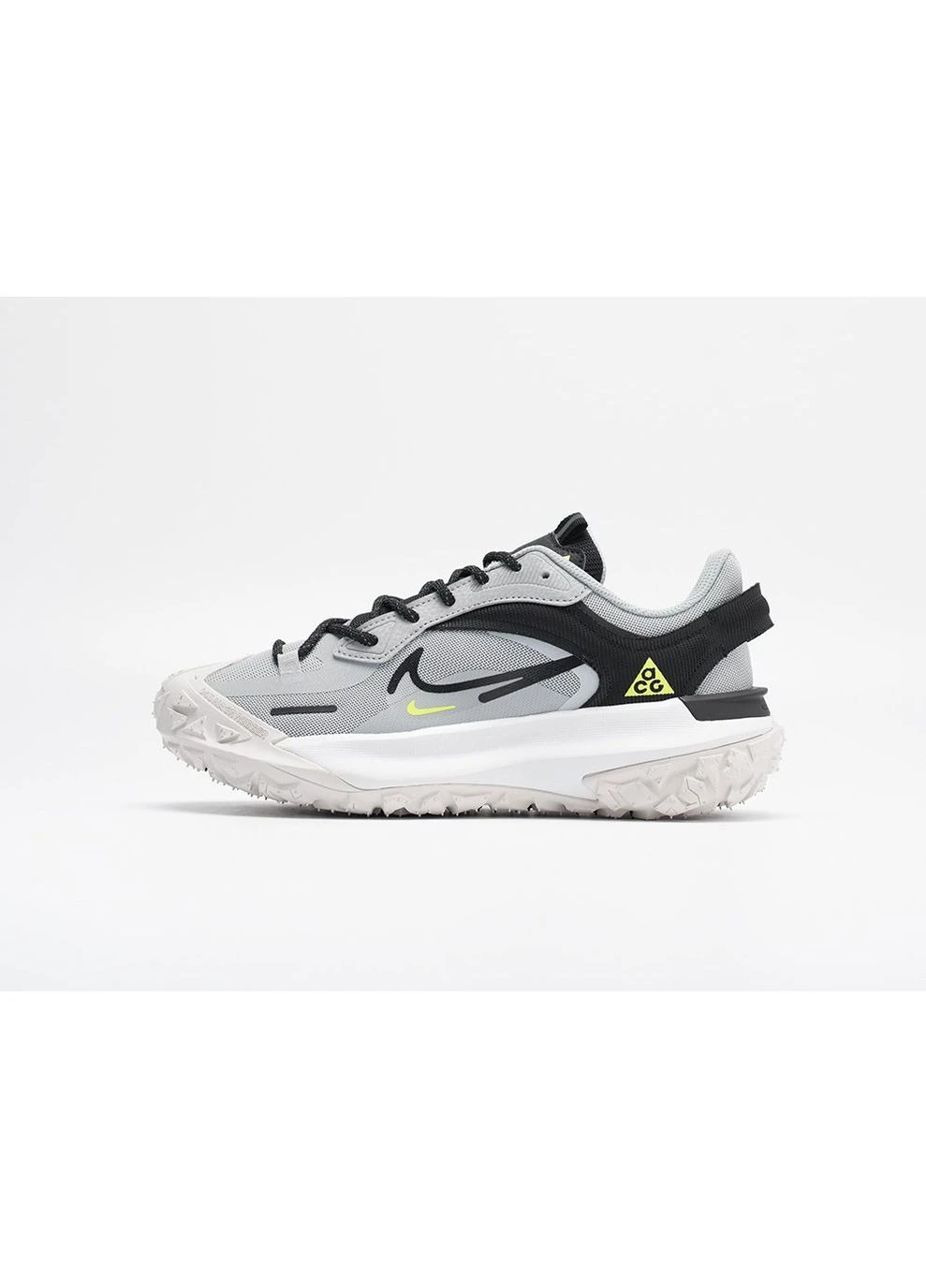 Сірі кросівки чоловічі nike acg mountain fly 2 low light grey найк асж маунс флай сірі демісезон No Brand