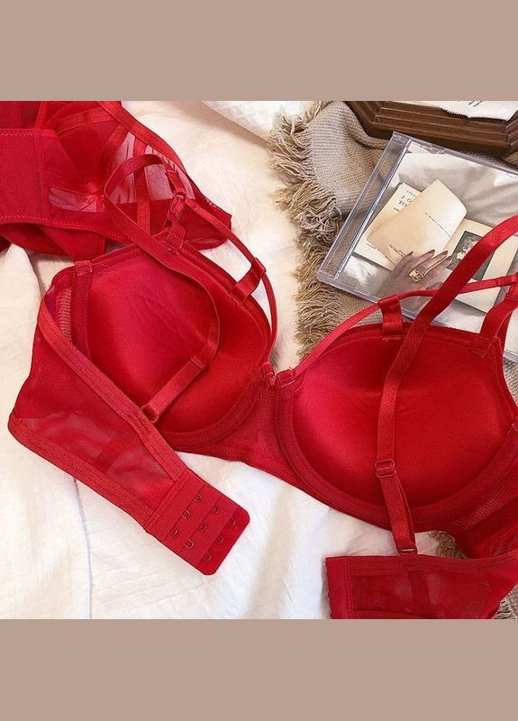 Чорний демісезонний комплект rich жіночої нижньої білизни з push-up набір бюстгалтер з пуш-ап трусики в декорі стрічками No Brand Комплект нижньої білизни Rich