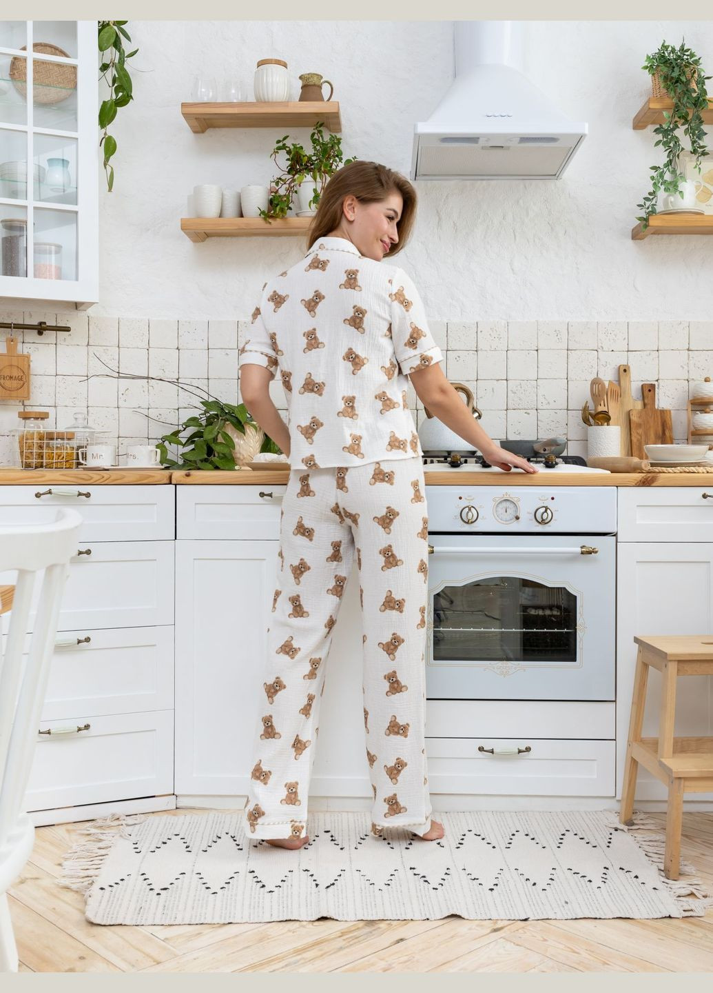 Белая всесезон пижама женская рубашка + брюки Geran