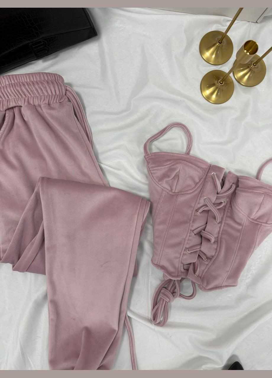 Жіночий пудровий костюм No Brand (335814173)