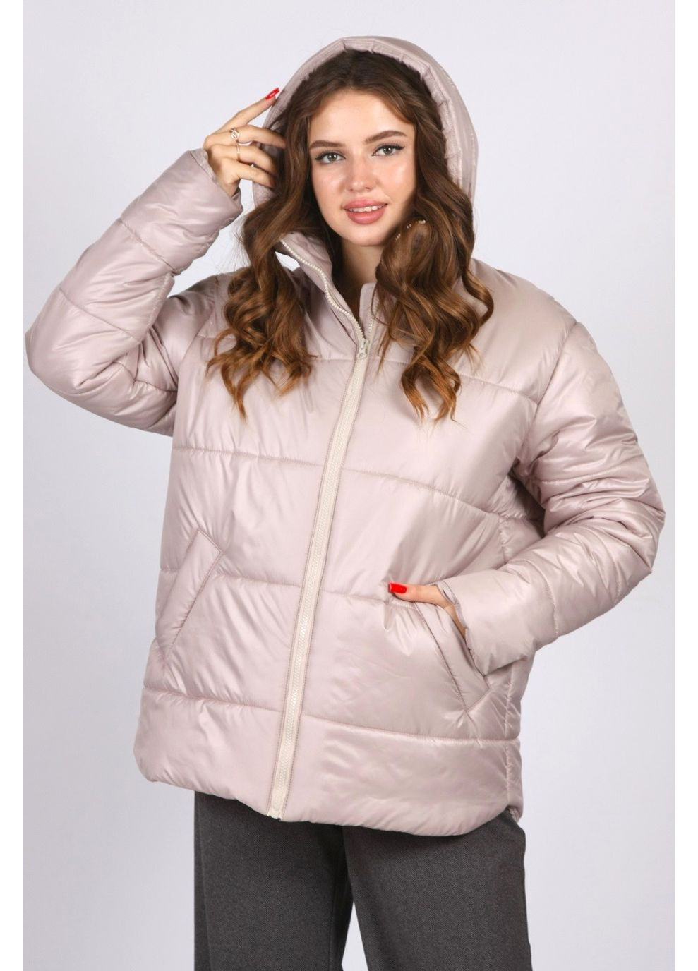 Бежевая демисезонная куртка теплая женская 1221 плащевка лаке светло бежевая Актуаль