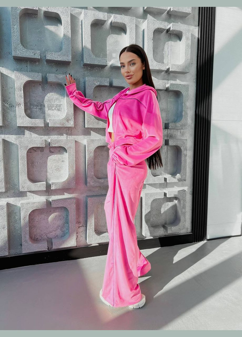 Жіночий спортивний костюм з капюшоном. Україна (331606021)