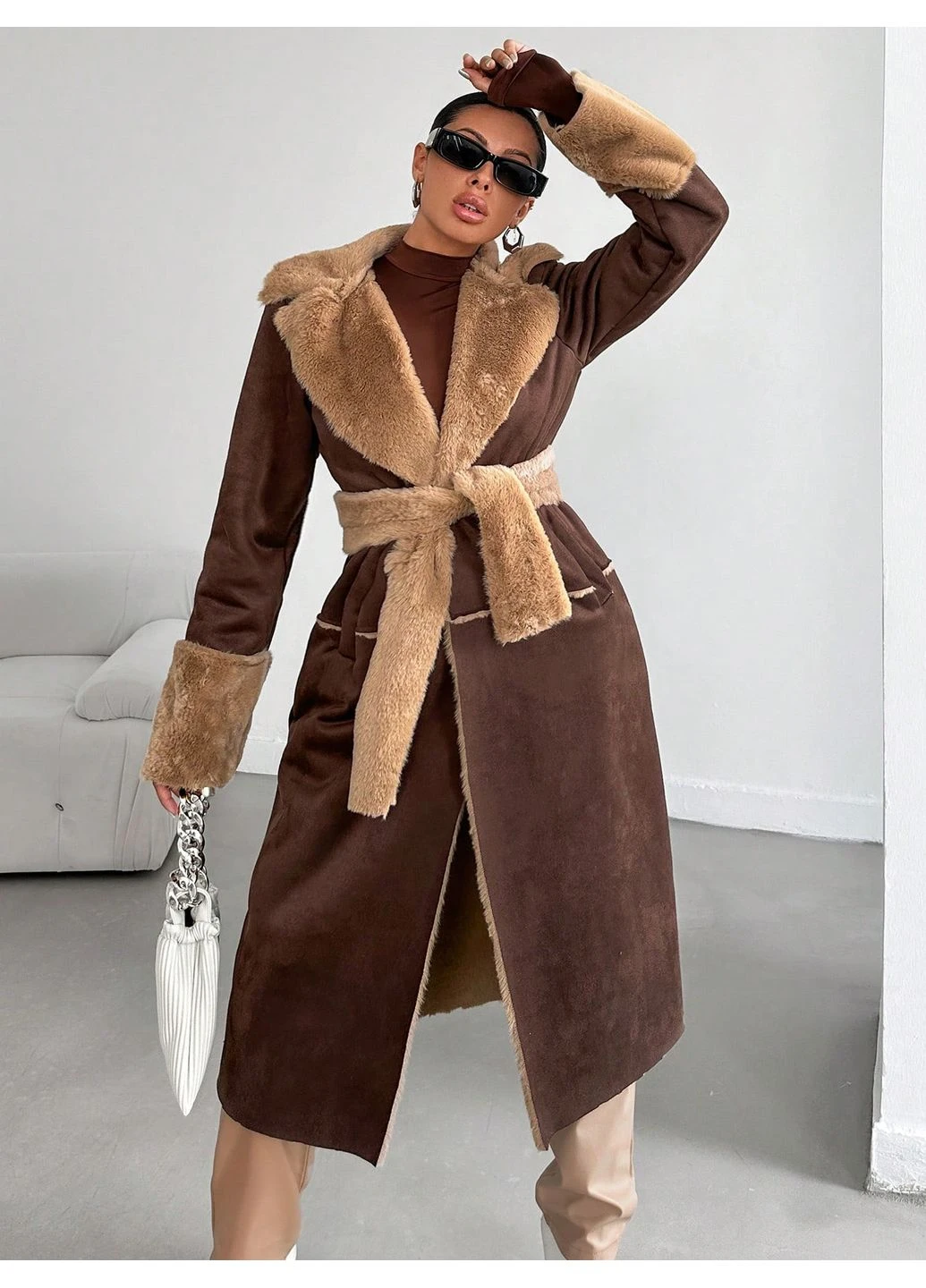 Коричневе зимнє Пальто SHEIN