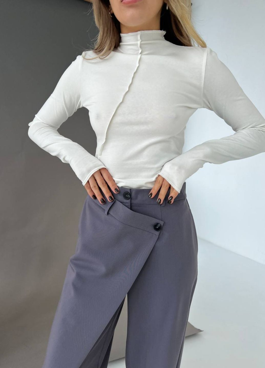 Стильний жіночий лонгслів Україна (328454268)