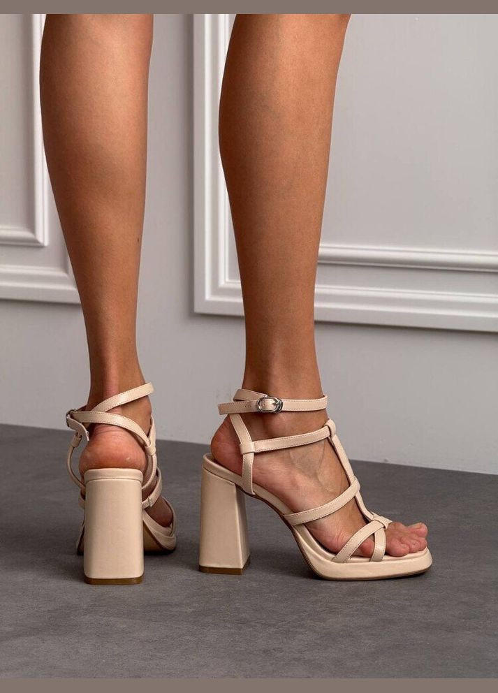 Бежеві босоніжки на каблуку, нарядні бежеві жіночі босоніжки на підборах Loretta (335007476)