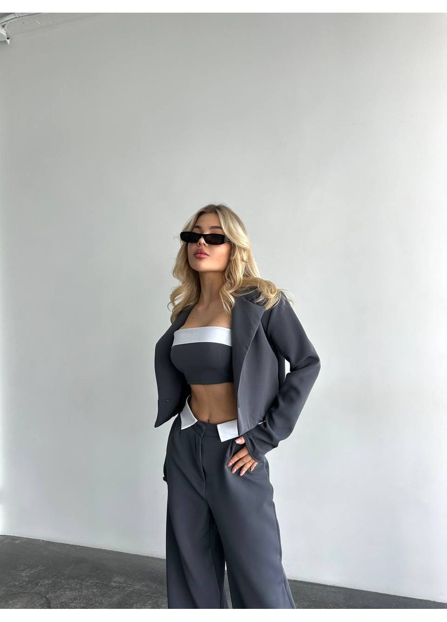 Жіночий костюм-трійка Україна (360898487)