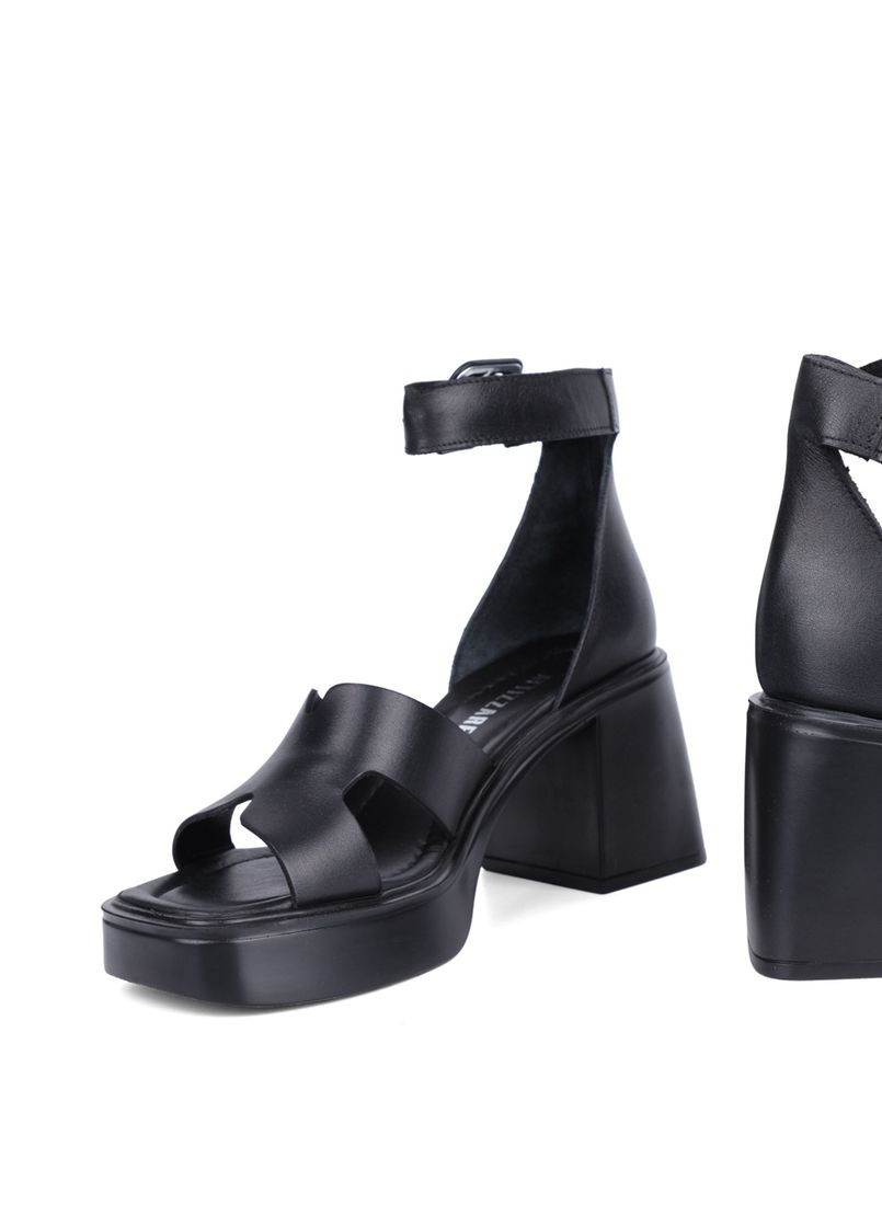 Черные женские босоножки 6166 черная кожа Attizzare