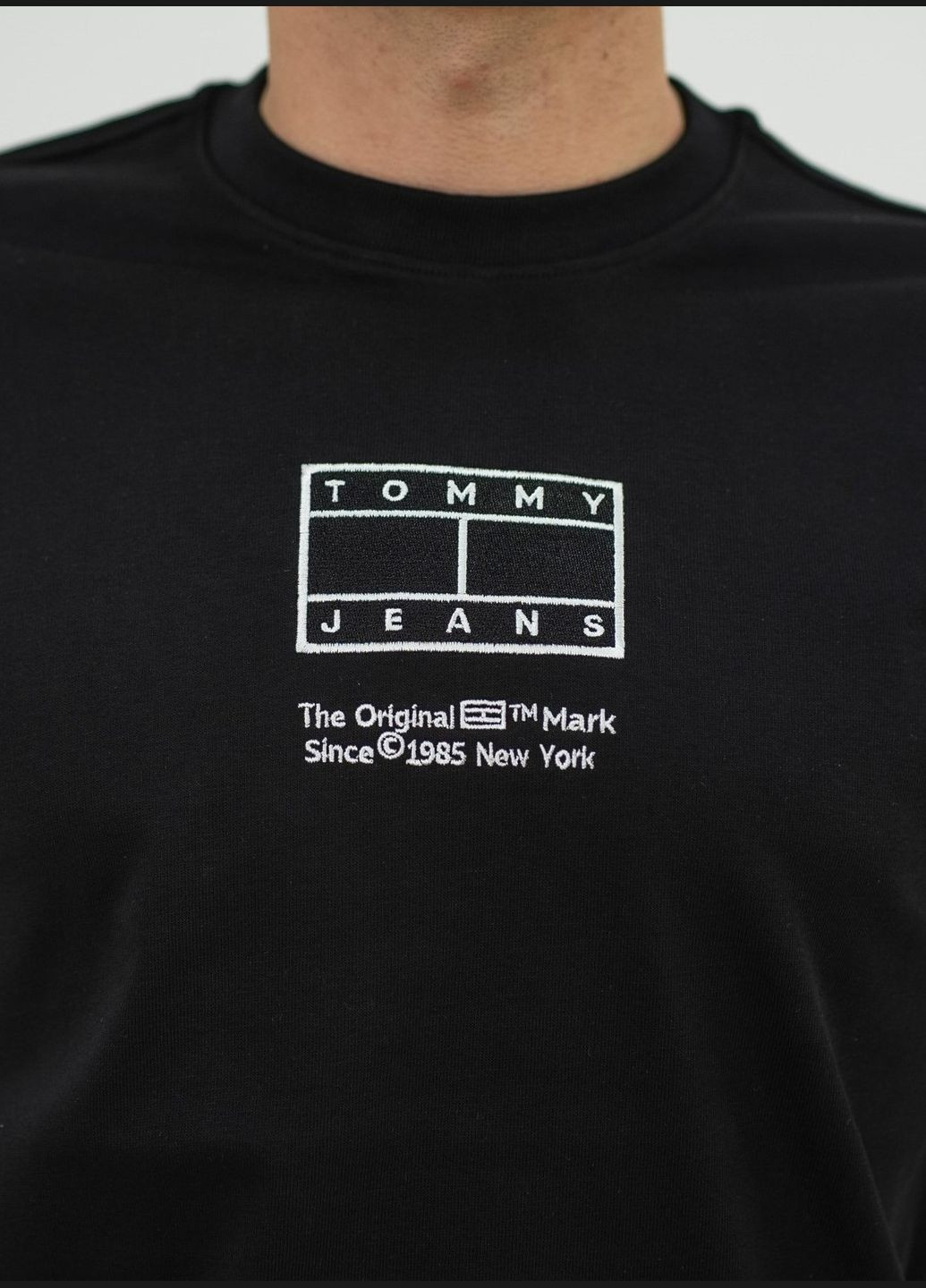 Чорна футболка чоловіча Tommy Hilfiger New York