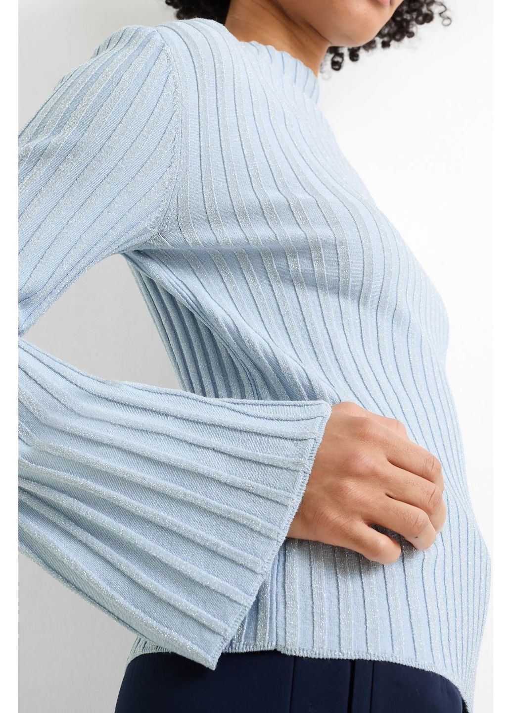 Блакитний демісезонний светр в рубчик C&A