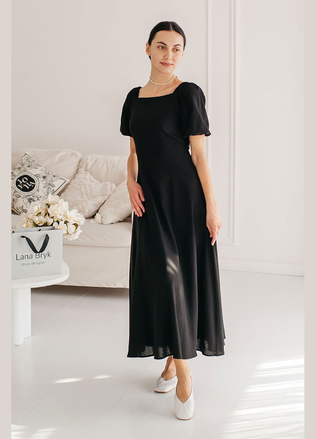 Черное платье dawn linen с открытой спинкой и завязкой Lana Bryk однотонное