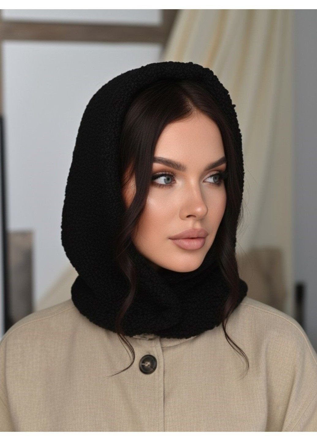 Жіночий капор Teddy букле з каракуля на кнопках чорний No Brand (366432108)