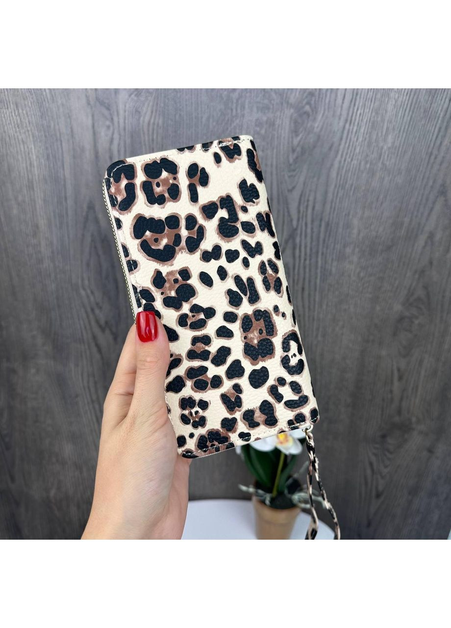 Жіночий гаманець клатч на блискавці екошкіра леопард бежевий No Brand (351536644)