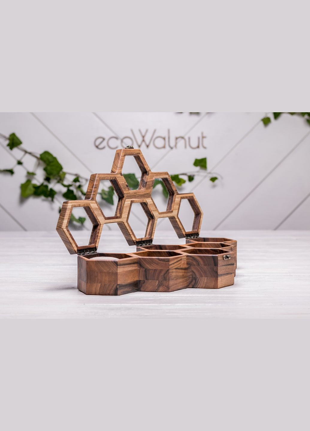 Шкатулка для годинників Подарунок для чоловіка з іменним гравіюванням EcoWalnut (295548194)