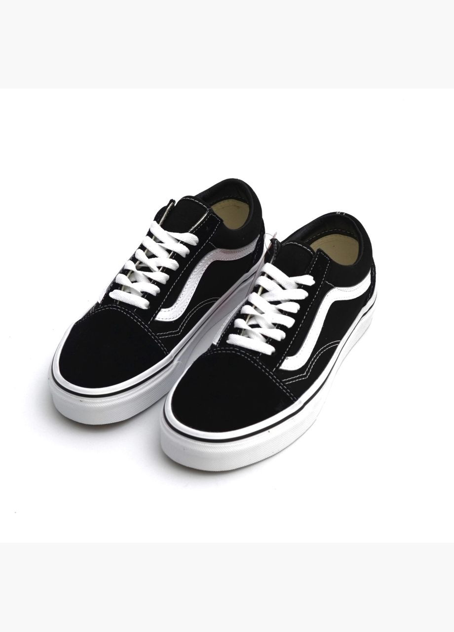Черные кеды известного бренда Vans
