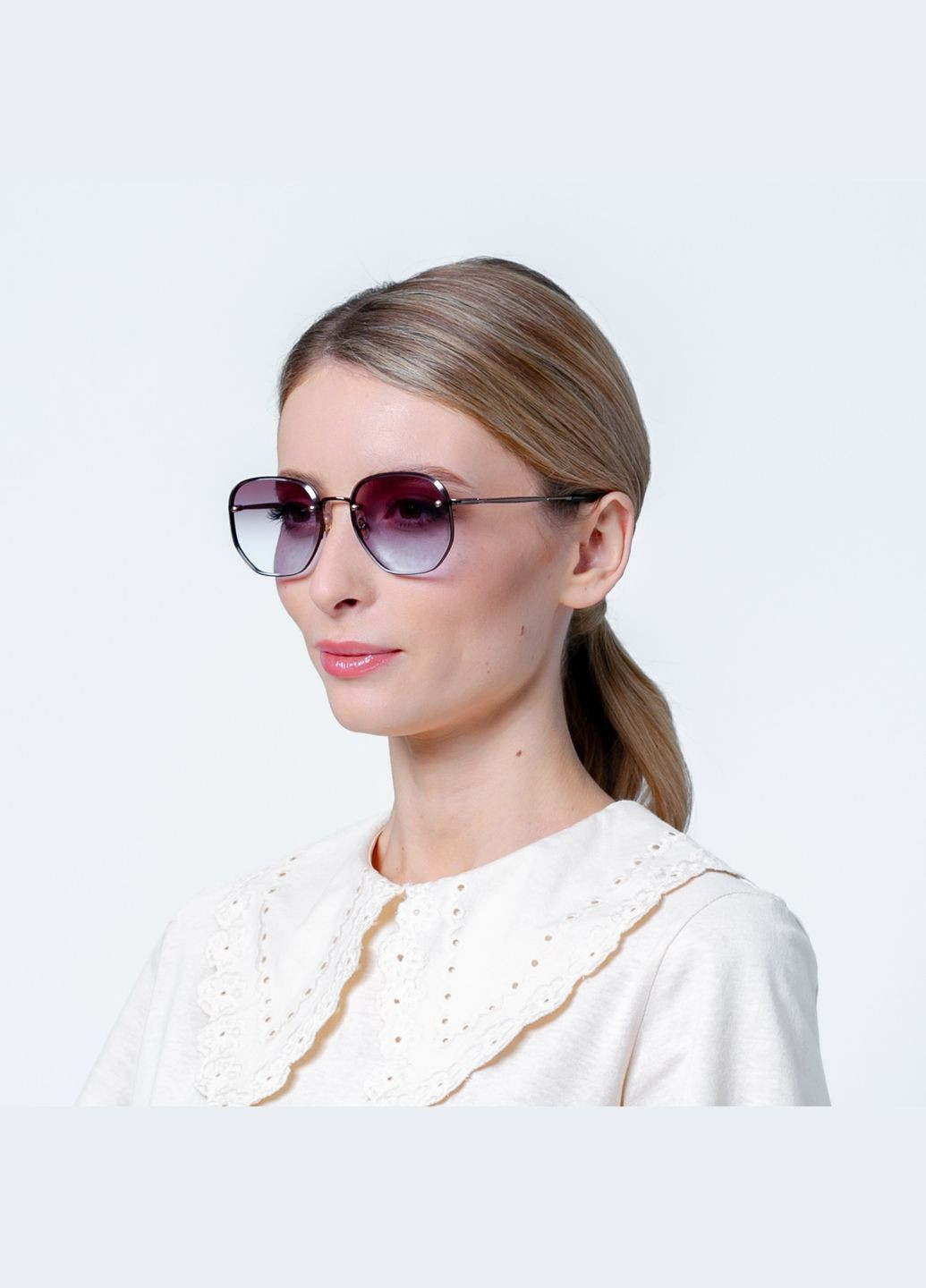Солнцезащитные очки Фэшн-классика женские LuckyLOOK 122-024 (291884111)