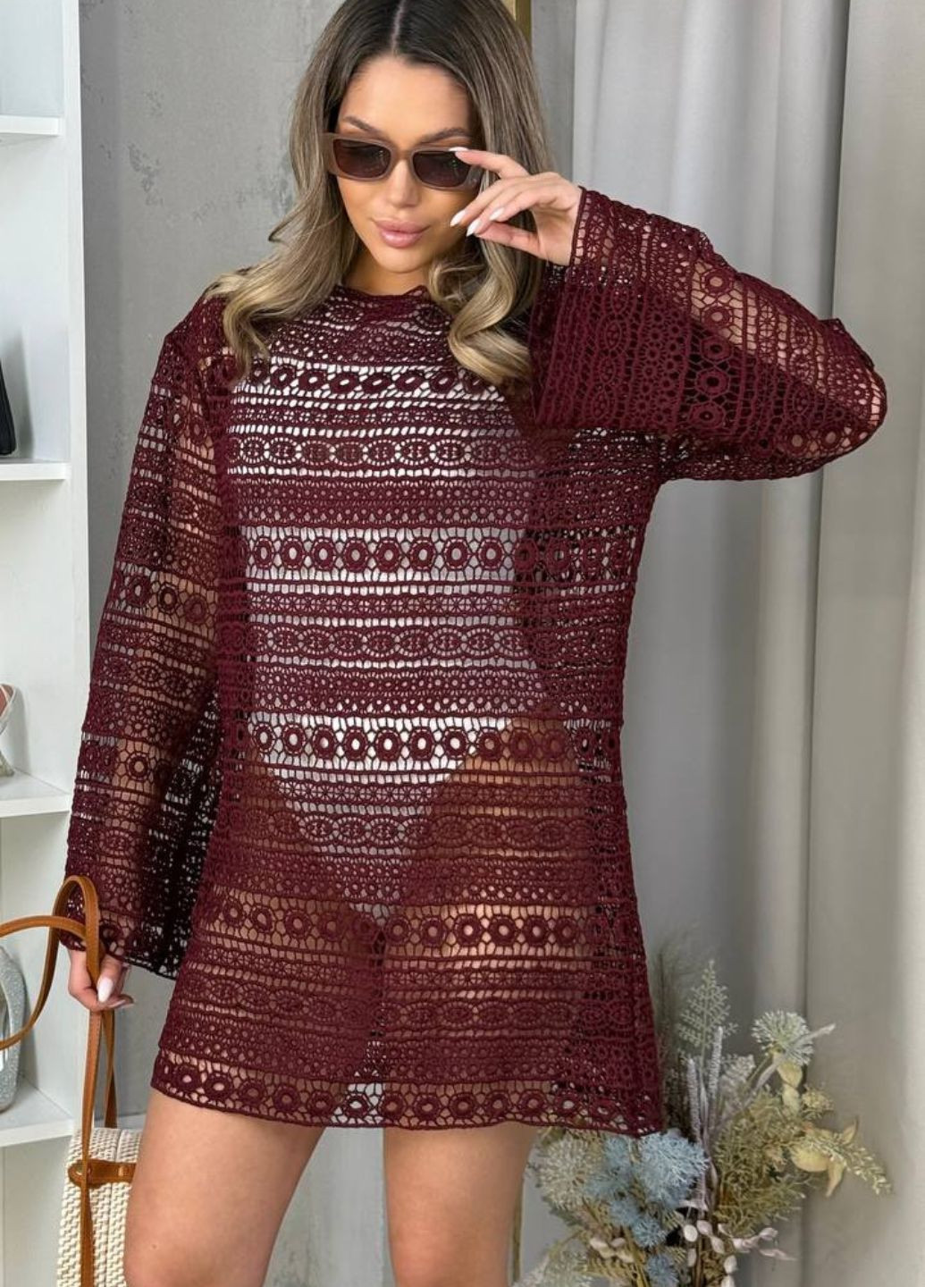 Бордовое пляжное прозрачное миниплатье на купальник оверсайз Україна с абстрактным узором