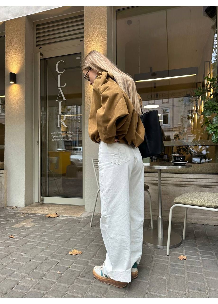 Бежева демісезонна куртка жіноча замшева Style Point