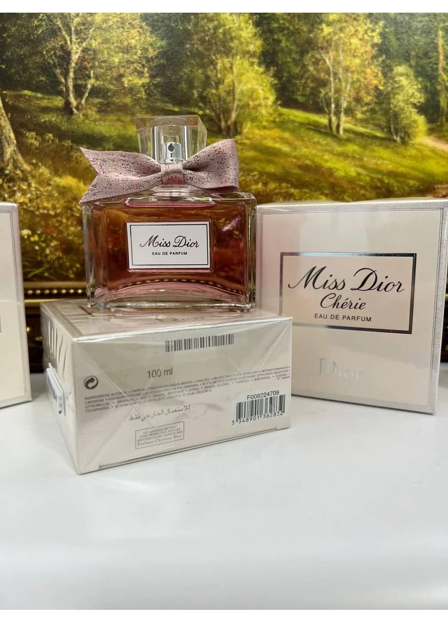 Парфюм Miss Cherie Eau de Parfum – жіночий квітковий аромат з мандарином, жасмином і карамеллю Dior (387003442)