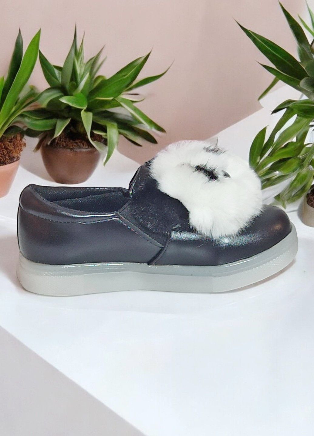 Чорні осінні кросівки пухнасті з мордочкою для дівчинки 89110 чорні L&D