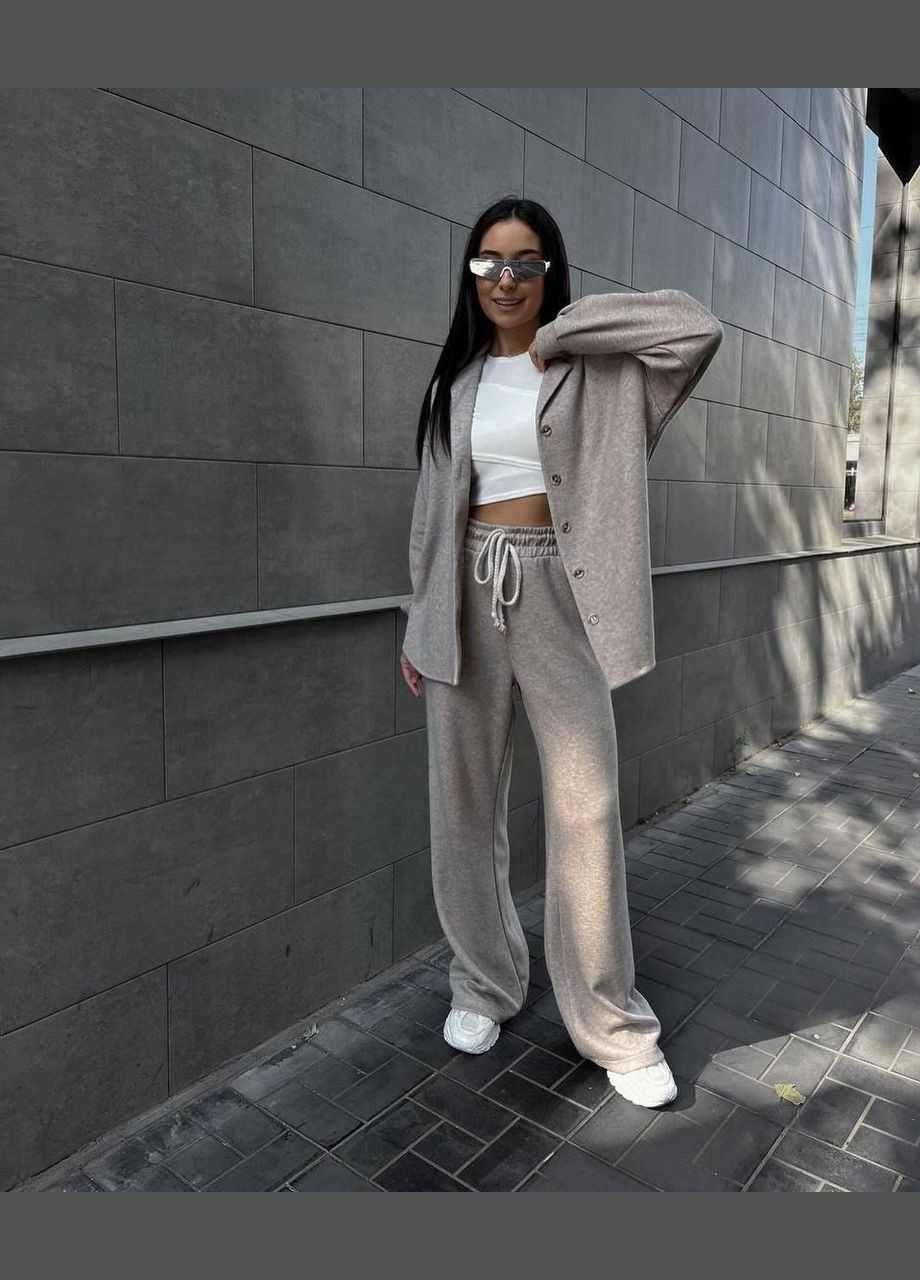 Жіночій костюм з теплого трикотажу No Brand (308863871)