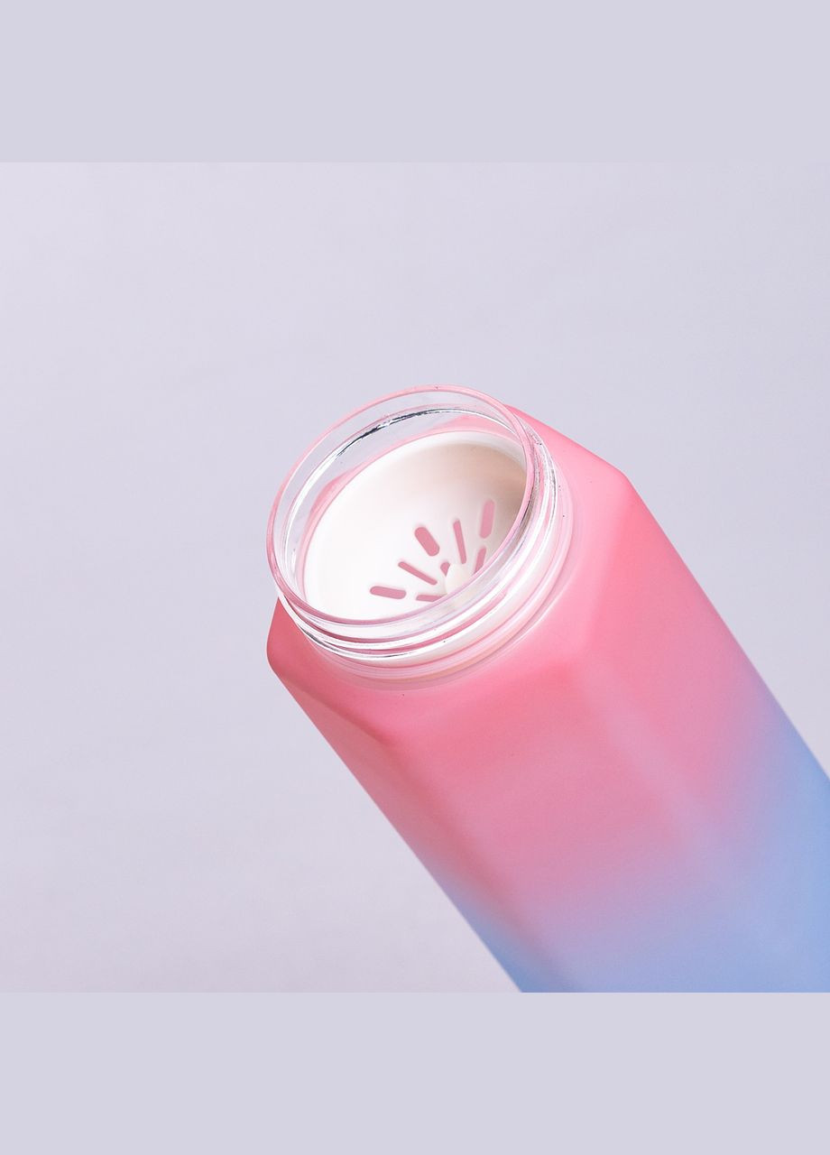 Пляшка для води Keep Going 650 мл з наклейками рожева Yiwu (315718049)