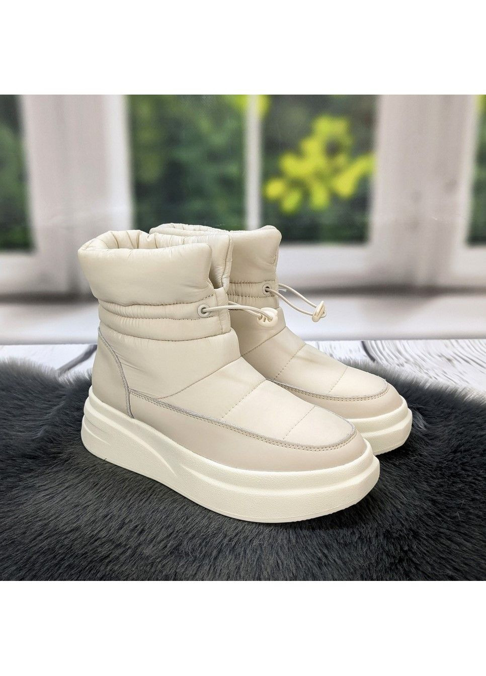 Зимние сапоги дутики зимние женские Lonza