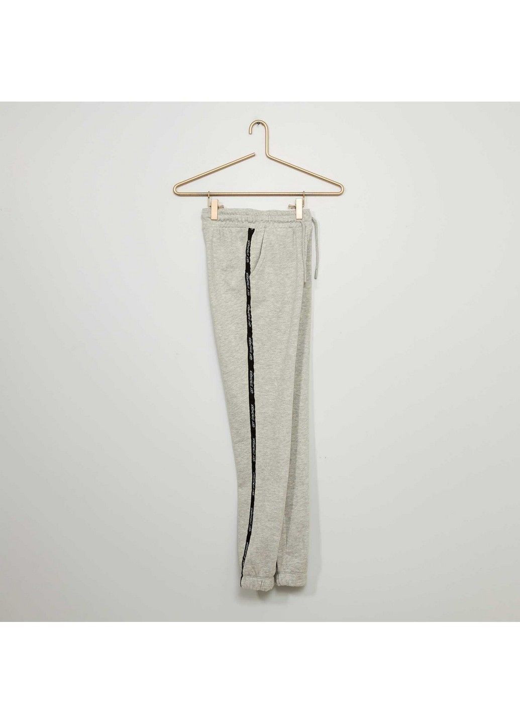 Серые кэжуал демисезонные брюки Kiabi