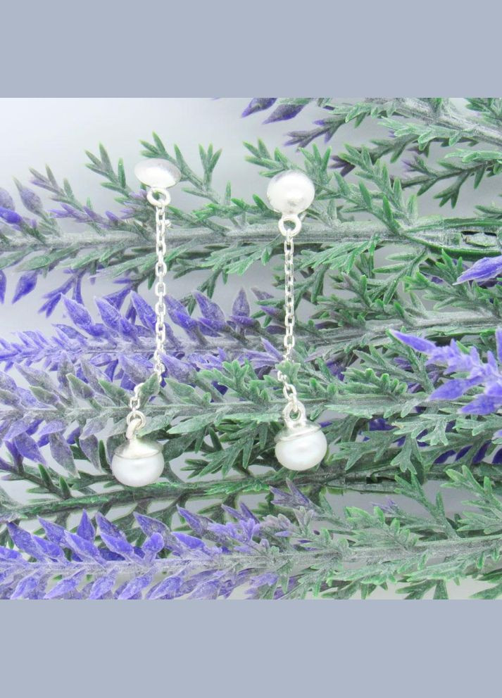 Срібні сережки пусети гвоздики з перлами на ланцюжку "Перламутр" No Brand (350667572)