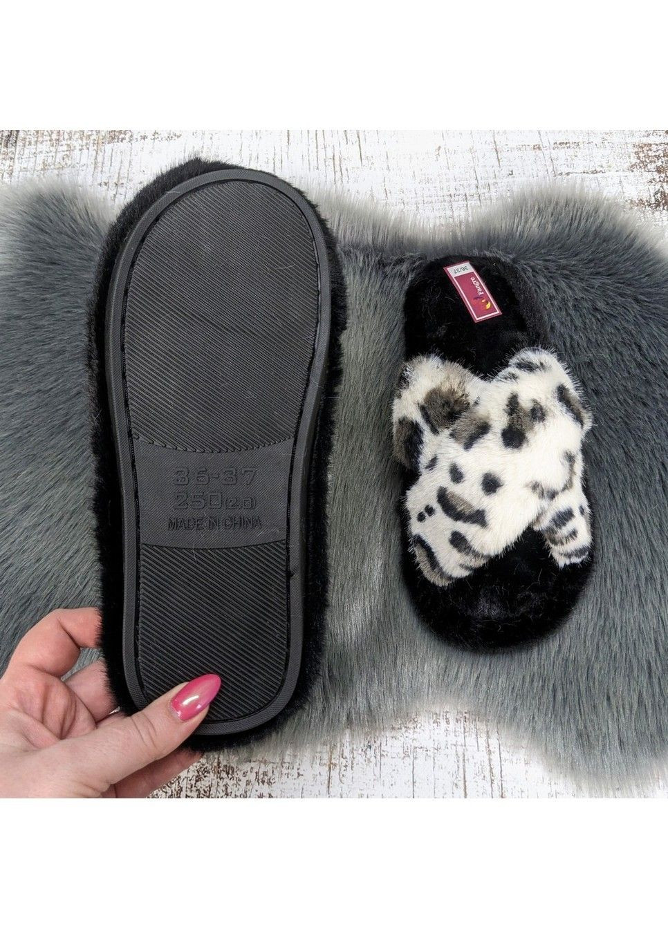 Белые тапочки домашние Fashion