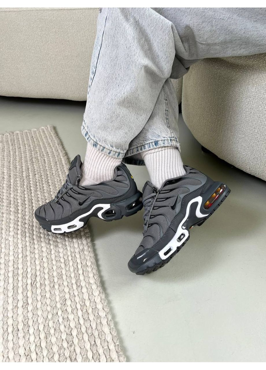 КРОССОВКИ ЖЕНСКИЕ NIKE TN DARK GREY НАЙК АИР МАКС ТН ПЛЮС No Brand серые демисезоны (367115080)