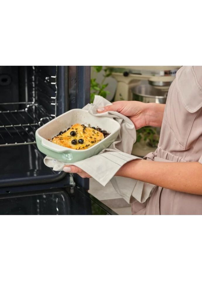 Форма для запекания с крышкой CC007425-001 8,8х24,8х40,4 см 3.8 л фисташковая KitchenAid (296911075)