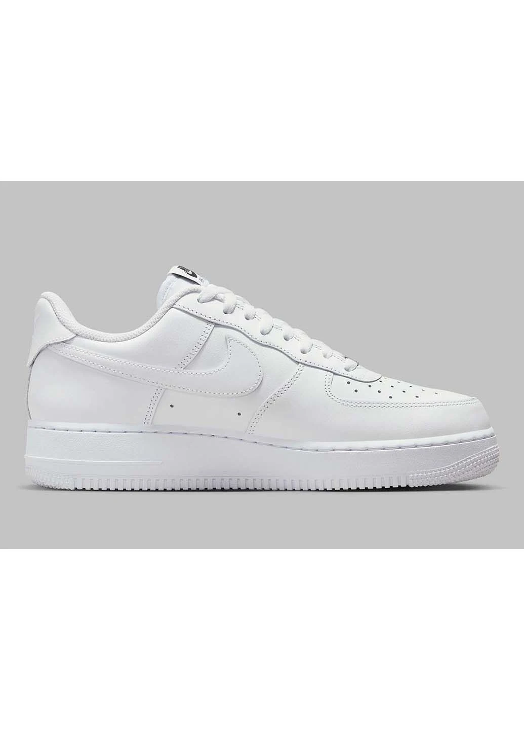 Білі кросівки чоловічі air force 1 low flyease triple демісезон Nike