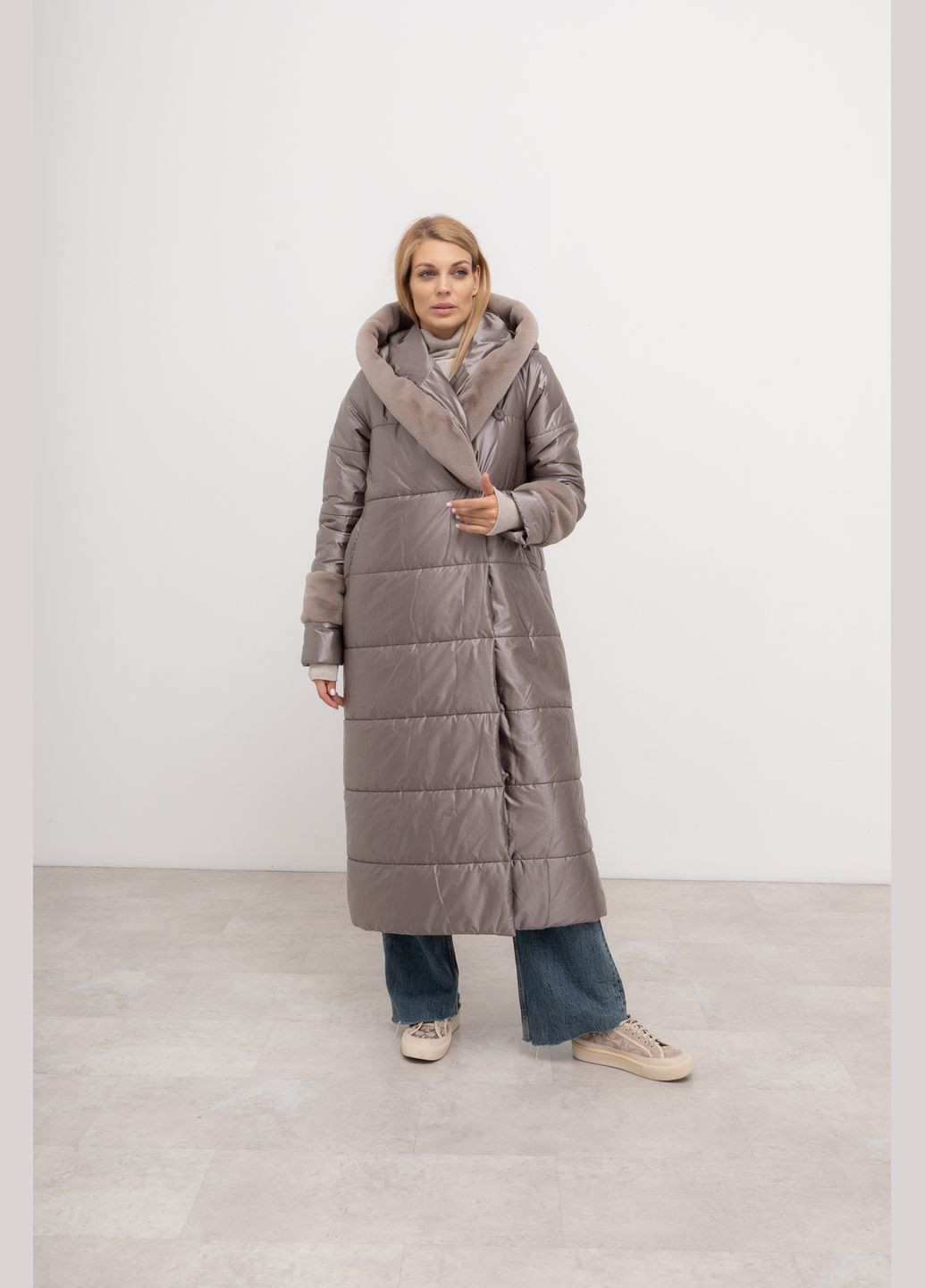 Серо-бежевое зимнее Пальто Серо-бежевый Зима Повседневный Alberto Bini