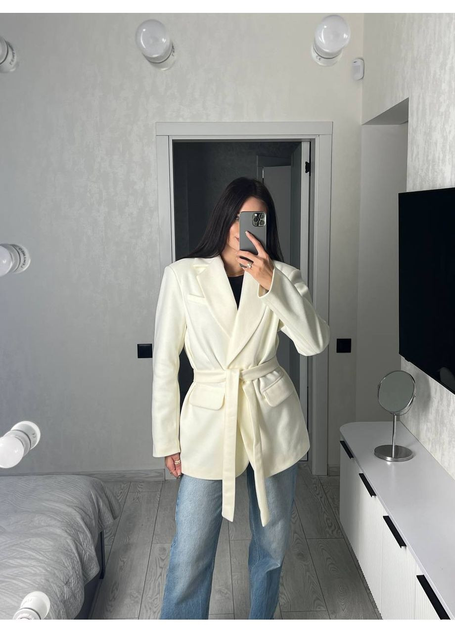 Молочное демисезонное Пальто пиджак No Brand