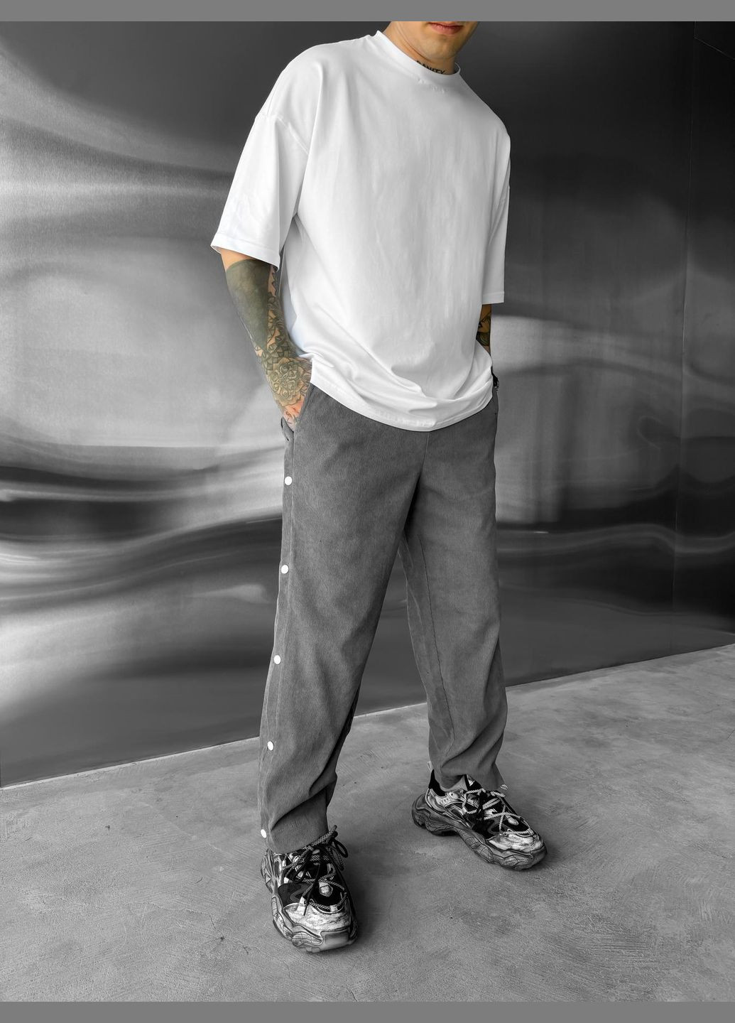 Серые спортивные, повседневный, кэжуал демисезонные прямые брюки Vakko