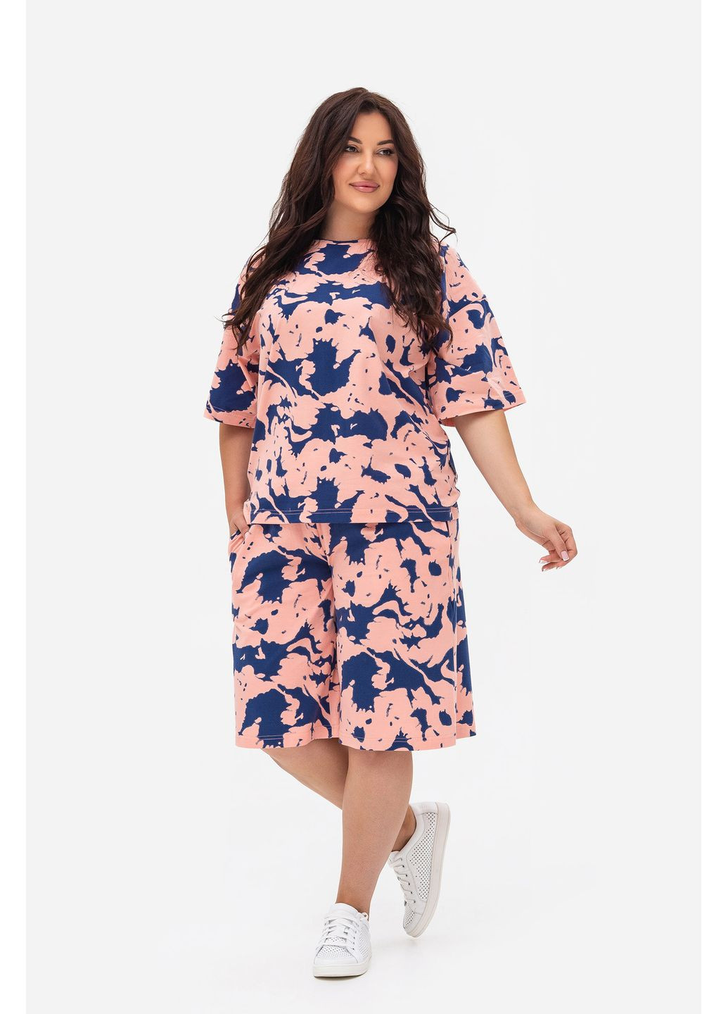 Жіночий літній костюм футболка та шорти рожевого кольору в принт Garne (350288034)