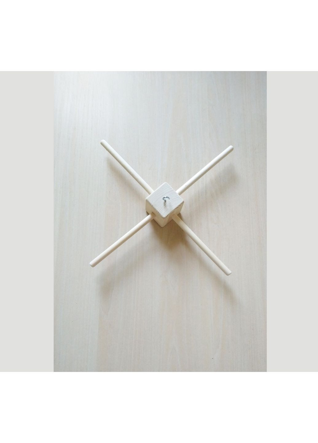 Основа Хрестовина для дитячого мобіля, 4 проміня, 28 см, Нефарбована No Brand (362474957)