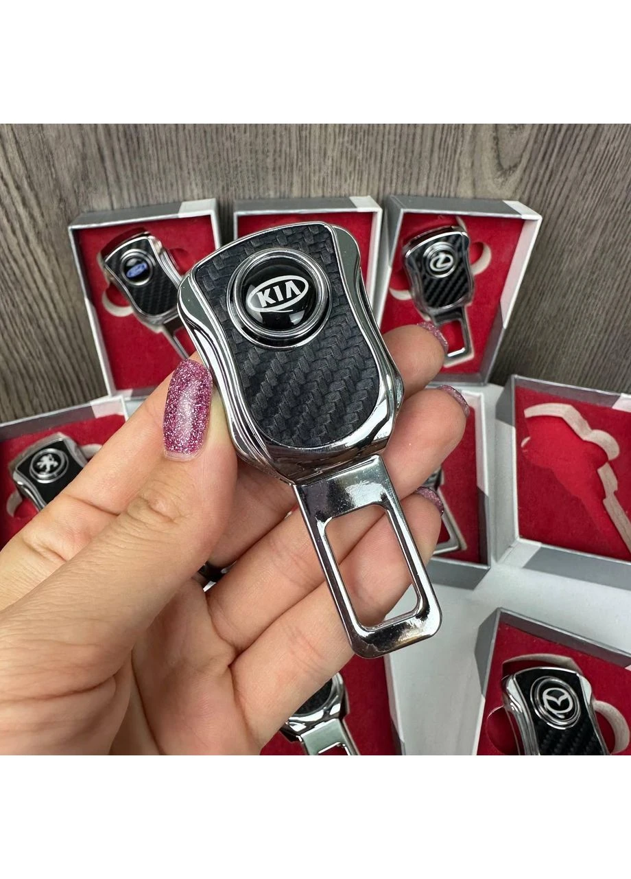 Переходник ремня безопасности на подарок в коробочке Toyota, BMW, Lexus, Mazda, Nissan, Subaru, заглушка KIA(KS_1658) No Brand (383877213)