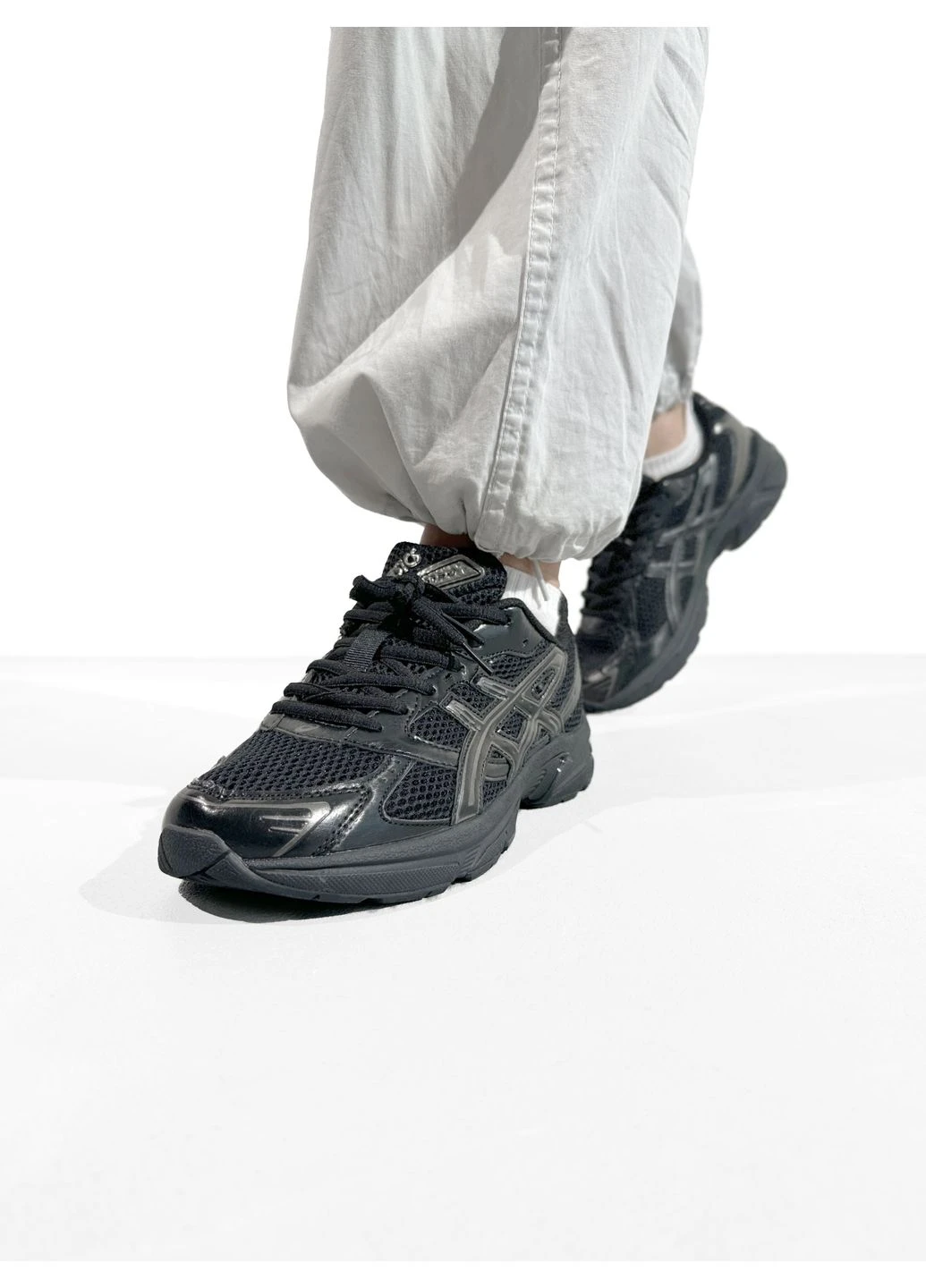 КРОСІВКИ ЖІНОЧІ ASICS GEL-1130 TRIPLE BLACK АСІКС ГЕЛЬ 1130 ЧОРНІ No Brand чорні демісезони (391064307)