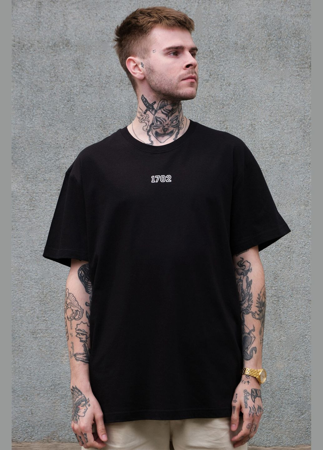 Чорна чоловіча оверсайз футболка з принтом mcqueen з довгим рукавом Without