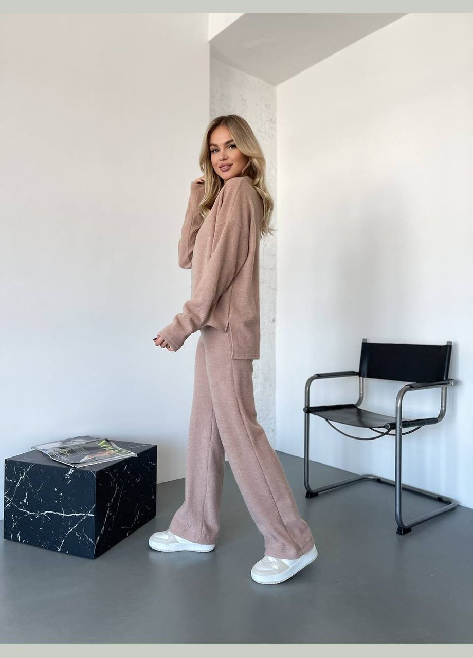 Костюм жіночий з прямими штанами та кофтою No Brand (315589253)